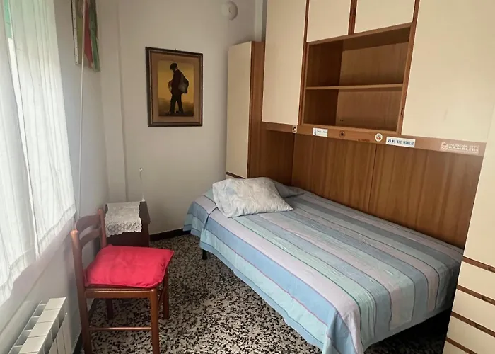 Piano Terra Con Giardino * Moneglia